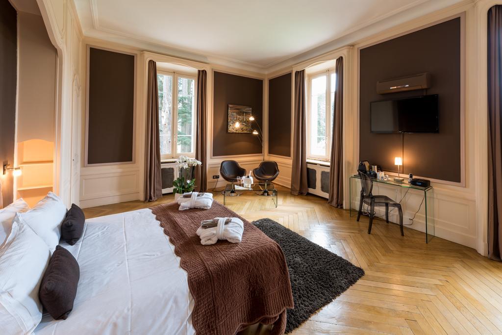 Domaine Des Sequoias - Les Collectionneurs Hotel Ruy-Montceau Exterior photo